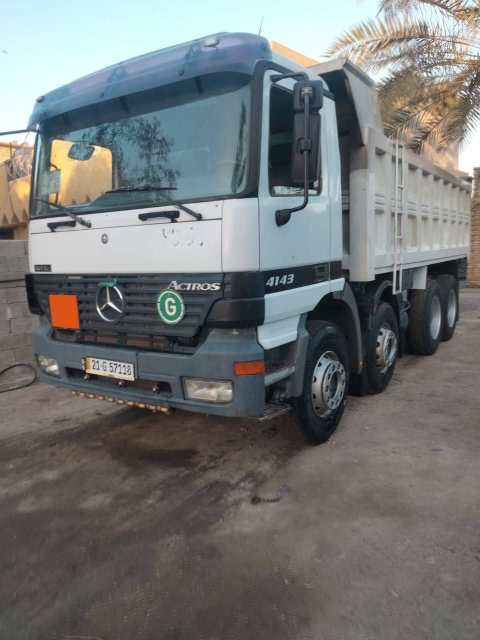 اكتروس للبيع موديل 2002/3243كير كهربائي ***********
