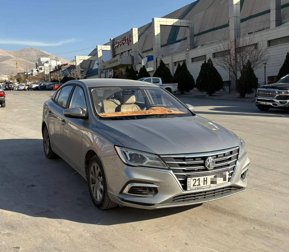 سڵاوتان لێبێت

ئێمجی ٢٠٢٤ ٥ ستاندارد پلەس
سەیارەیەکی پاک و جوانە 
١٦،٠٠٠ کم ڕۆیشتووە
بستێک ساردی پێوەیە بە دەرگای دواوە سەکن
دەعامیەکەی دواوەش لێدراویەکی کەمی هەیە
کامیرە و سوکان ڤۆلیۆم

***********
