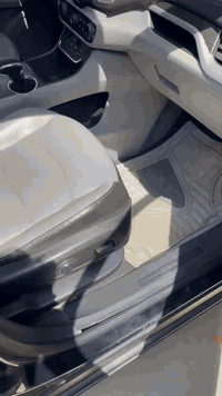 جمسي19 فول عدا الفتحه
شاشه كامره
الابواب بصمه 
محرك 1500تيربو
السياره خير من الله
وبيه بعد مواصفات جدا راقيه 
اقتصاديه جدا متصرف بانزين 
جيمسي تيران مواصفات sLt
*نظيفه مواصفاته حلوه  
*موديل 2019
*مواصفات 
*محركه١٥٠٠ تيربو
*تدفئه كشنات
*كامره خلفيه
*٦ بصمات
*تبريد قطعتين
*شاشه
*تحكمات ستيرن
*ماوس 
*سايد بريك كهربائي 
رقم الهاتف ***********
اتصل وبيك خير ودلل السعر ١٥٠ وبيه مجال 
مستعجل عالبيع رقم بغداد
