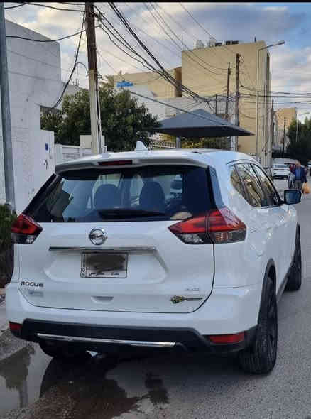 رقم بغداد
ماشيه ٧٧ الف كيلو قابل للزياده
محرك ٢٥٠٠
السياره حادثهه باب السايق والباب الخلف السايق
صور الحادث وصور رقم الشاصي بالمنشور
موصفاتها هوايه
-رادار امامي 
-توقف ذاتي
-نقاط عمياء 
-اشاير بالمري
-فور ويل AWD
-شاشه كبيره ابل كار بلي و اندرويد اوتو
-كاميرا خلفيه 
-مثبت سرعه
مكان السياره الكرادة
رقمي *********** 
السعر ١٥٥ ورقة وبيهه مجال وتحويل ثاني يوم باسمي السيارة
