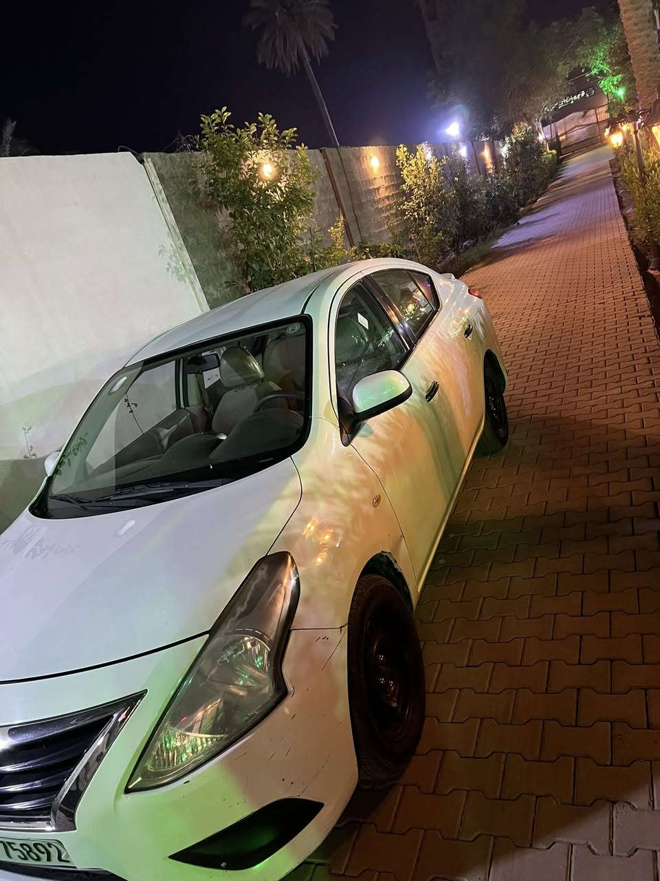 سلام عليكم نيسان سني 2021 خليجي بيها جاملغ خلفي وصندوك  البليته الزركه ماشه 185 السعر 107 وبيها مجال منضومه غاز بيها سياره صارلها 7 اشهر جاهزه وكامله وصدرها نص  عمر كير مكينه تبريد تدفئه كلها مكفوله موقع السياره بغداد الجديده 
بيها ملاحضات ب كشر ب جاملغات الاماميه موضحه ب صور 
***********
