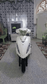 سلام عليكم
دراجة جي فور فحل للبيع 
المواصفات
دراجه مفتوحه مجفته تجفين رايمر اصليي
دراجه خير من الله لياخذه ينسه لعطل الله شاهد 
لتواصل ***********بي واتساب 
العنوان قلعه سكر
