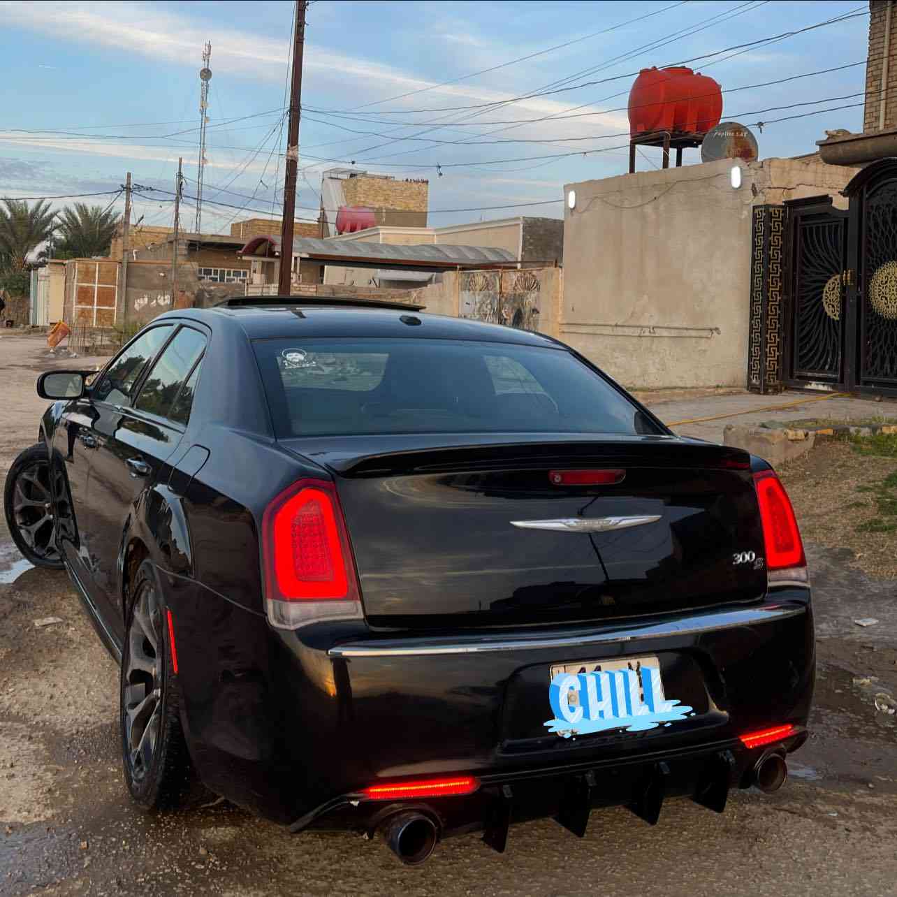 اوباما موديل 2014 فول مواصفات S
حادثها بنيد سرقة بدون ايرباك وصبغ جاملغ 

المواصفات 

1 بنوراما 

٢ تو ويل 

٣ شفتات سترين 

٤ كشن حفر S 

 ٥ ويل حجم 20 

٦ محرك 3600

٧ گير S

٨ كشنات تدفئه 

٩ كشنات كهرباء

١٠ حساسات خلفي 

١١ دمام بلجنطه  

١٢ نضام صوت البوست 

١٣ شاشا ابل كار بلي 

١٤ رقم بغداد بسمي تحويل مباشر 

١٥ السعر 170 وبيها مجال للبيع والمراوس بجيب 2014  

السياره جديده وجاهزة من كل شي 

العنوان بابل 

الرقم ***********
