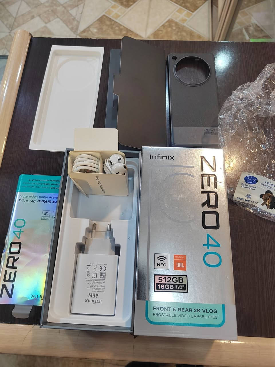 السلام عليكم جهاز زيرو 40  ذاكره 512 رام 16 8 +8 مستخدم يومين شرط بعده اخو الجديد غراض كامله  كارتون سماعات شاحنه كله كامله   الجهاز شرط السعر 275 الف مكاني جانب الأيمن حي 17 تموز ***********
***********
