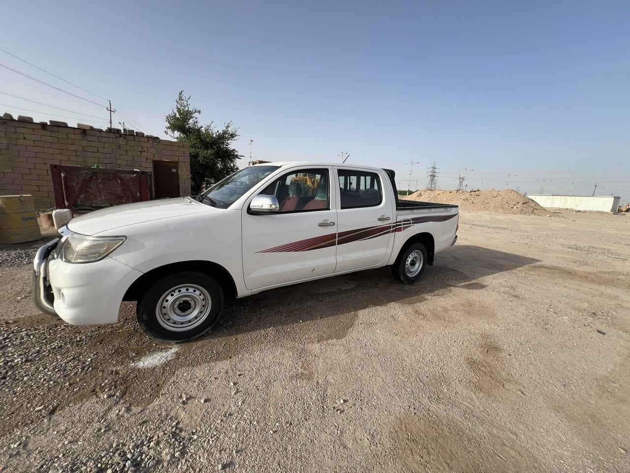 بيكم فلاونزه موديل ١٢ سياره بيها صبغ غليل تخم تاير حداديه جديده كير اتماتيك رقم بصره جديد ‭0783 277 6558‬
