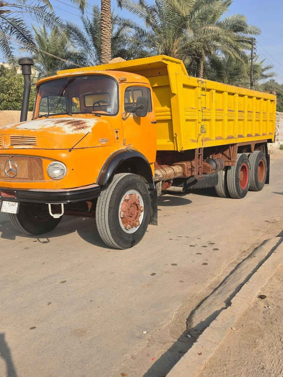 السلام عليكم سياره للبيع قچمه موديل 82 مكان بغداد رقم الهاتف الاستفسار‏‏‪0771 933 0486‬‏
