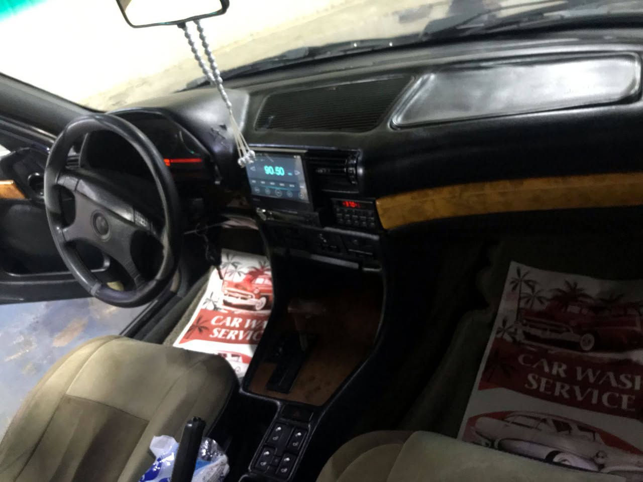 سلام عليكم بي ام  735 أصل سياره كير مكينه جدد داخله رايدله ترتيب بلاديه سياره بدون رايده 43بيه مجال تبريد شغال تتفه شغاله ***********
