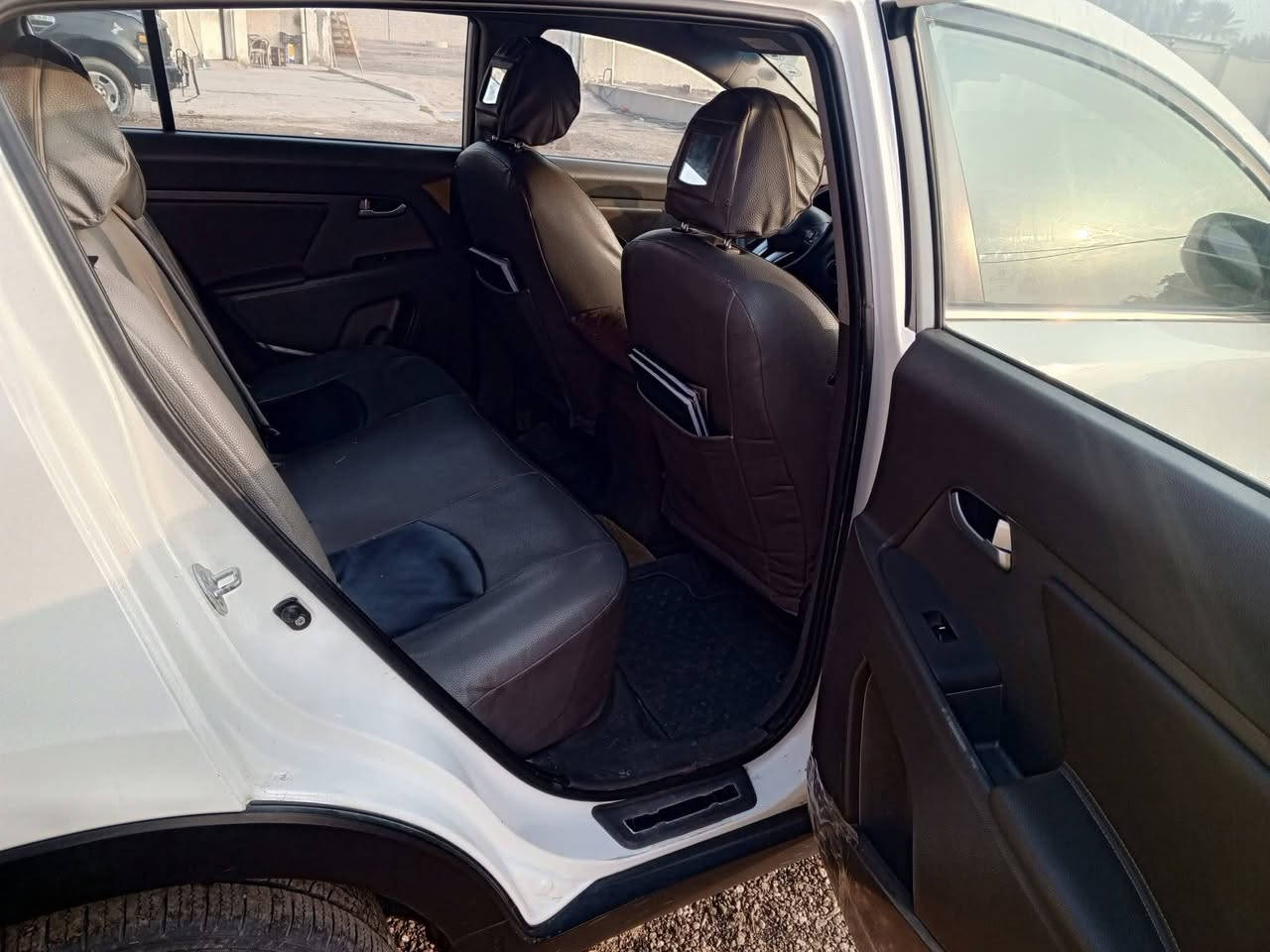 السلام عليكم اخواني
سبورتج موديل 11 بأسمي صبغ فقط هلال چاملغ خلف السائق السنويه انتهت بشهر ال12/ 25 بأسمي تحويل مكينه ممفتوحه كير ممفتوح تخم تاير سيارة خير من الله مال جناي ***********
