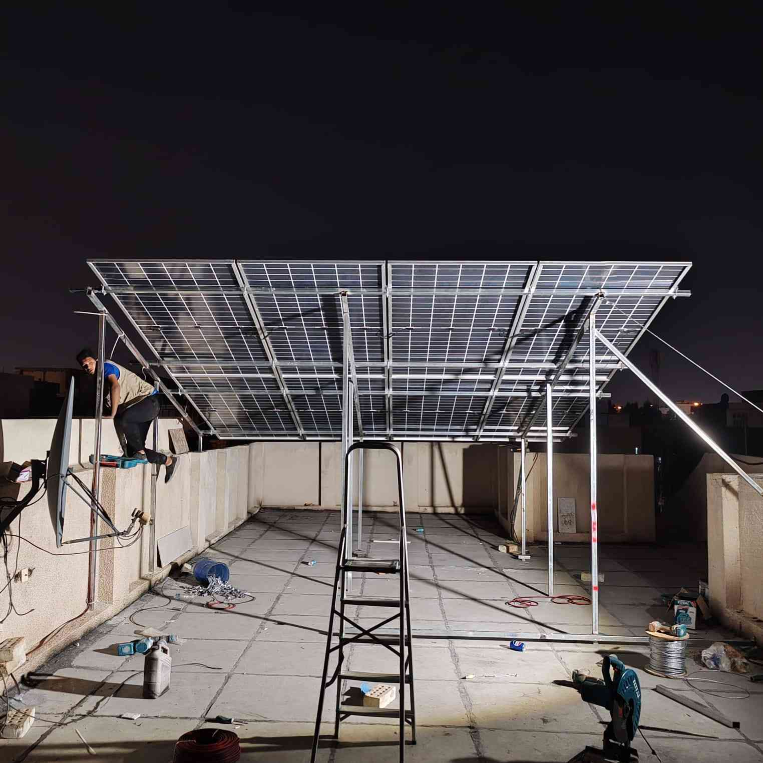 تم تنصيب منظومة طاقة شمسية بقدرة 20A نهار 32A ليلا في منطقة حي الحسين في بغداد
تاريخ التنصيب 24 كانون الاول ٢٠٢٥
جهة التنفيذ شركة زحل للطاقة الشمسية 
للحجز والاستفسار اتصل بالرقم التالي 
*********** مبيعات
