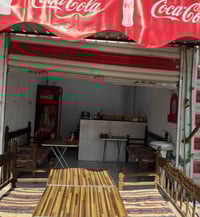 مطعم جاهز • حي الصناعي • معدات كاملة