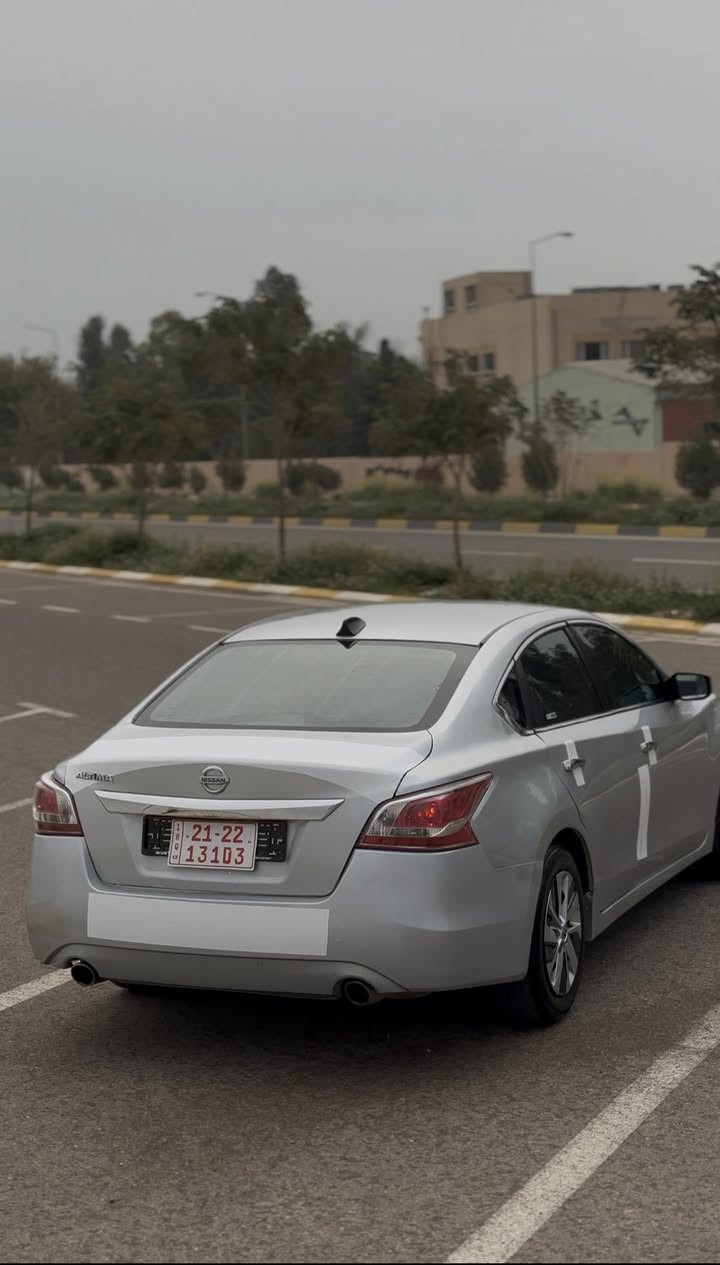 سەرەتا. بەناوی خودا.
ئاڵتیما. مۆدێل 2014 لێزەر دوبەی  ئەمریکی لایت عەدەسە و زینۆن 
بێ دەعم بێ لێدرانە. پشت و. پێشی کەپسە. گێر و. مەکینە. بەشەرت.  رۆن و فلتەر و. شوتەیم تازە. گۆڕیوە. جامی هەڵگیراوە. تەبرید. سارد و. گەرمی بەستراوە. سەماعەو. موکبەرەی بیلادیە. سەیارەکە ناو. دەری جوانە. سعر. 52کەمێ مەعمەلەگۆڕینۆ ئەکەم بەشتی بە دڵم بێ . شوێن کەلارە ***********
