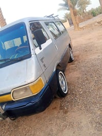 كيا بيستا • موديل ٩٤ • بابل مركز