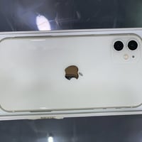 آيفون 11 • ١٢٨ • سماعة الاتصال ناصية