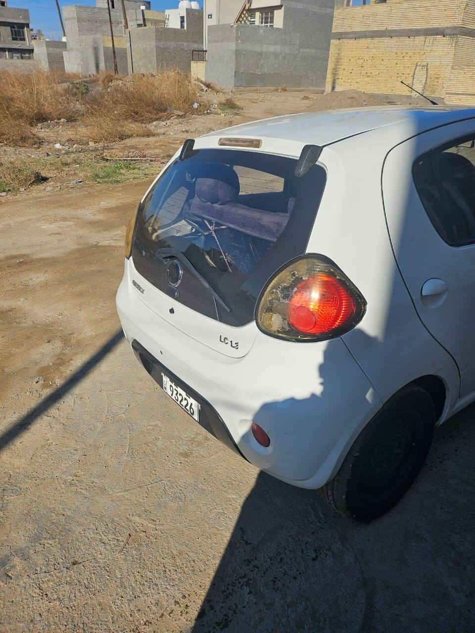 سيارة باندا ٢٠١٣،اللون ابيض
#نظيفة تبريد شغال داخل نظيف  تايرات جديدة باسمي التحويل ثاني يوم رقم انكليزي سيارة مناقصه شي السعر ٥٢ للاستفسار الاتصال على الرقم ***********
