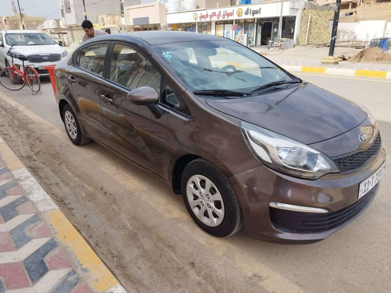 كيا ريو للبيع 
محرك 1600
موديل 2016
رقم بغداد 
ع وضع الشركه فقط تبديل دعاميتات 
صدر جديد 
ذي قار قضاء الفجر 
***********
