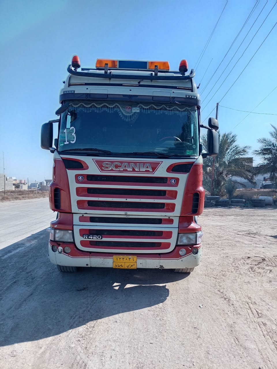 السلام عليكم للبيع سكانية موديل 2006رقم سليمانية صنكل ئمامي دوار كير عادي900 3*3 
عربانه أبو حيدر باب أول  جناب بلاديه قاطين مسجلات بسنويه 4محاور 2ثابت 2 رفاع
ما ناقصه برغي كامله على اخر حبايه 
ستفساراكثر ***********
