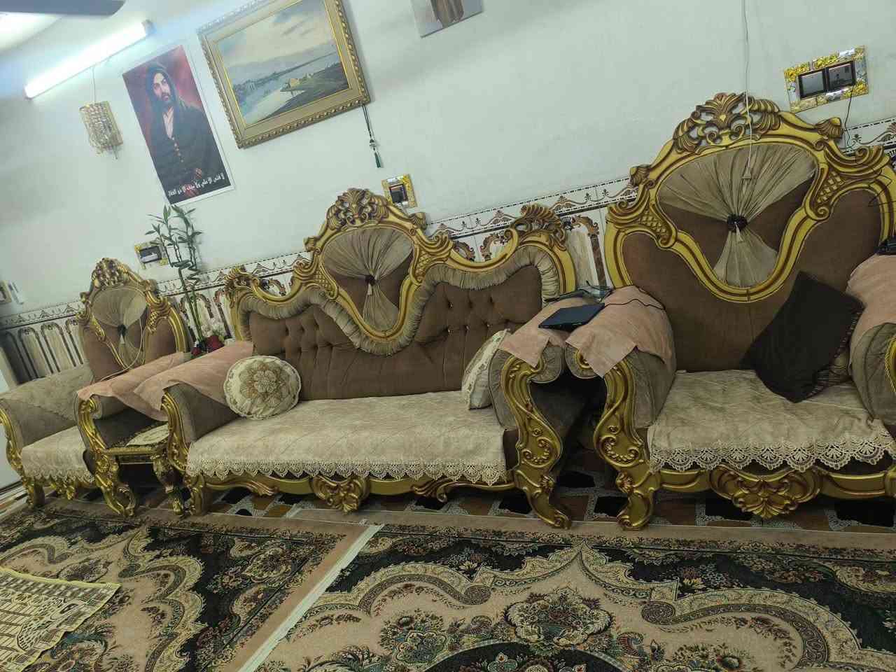سلام عليكم تخم عراقي بدون اضرار وبدون شك وبدون كسر ونضافه فول وياه طبلات كبيره و 4 صغار 600 وبي مجال أخو الجديد مكاني شهداء البياع ***********
