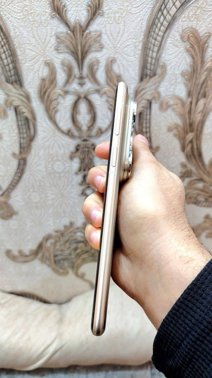 سلام عليكم ورحمه الله
هواوي بيورا 80 الترا ذاكره 512 لون ذهبي نسخه عالميه 
نضافه 100 خدش مابي ابد مكفول من كلشي 
خدمات كوگل شغاله ورسميه كلشي يعجبك تنزل
ويا كفر الاصلي وشاحنه 65 واط كارتون ضايعه
وين متحب افحص للبيع او مراوس حسب الاتفاق
مكاني بغداد كرخ السعر مليون و150 قفل
***********
