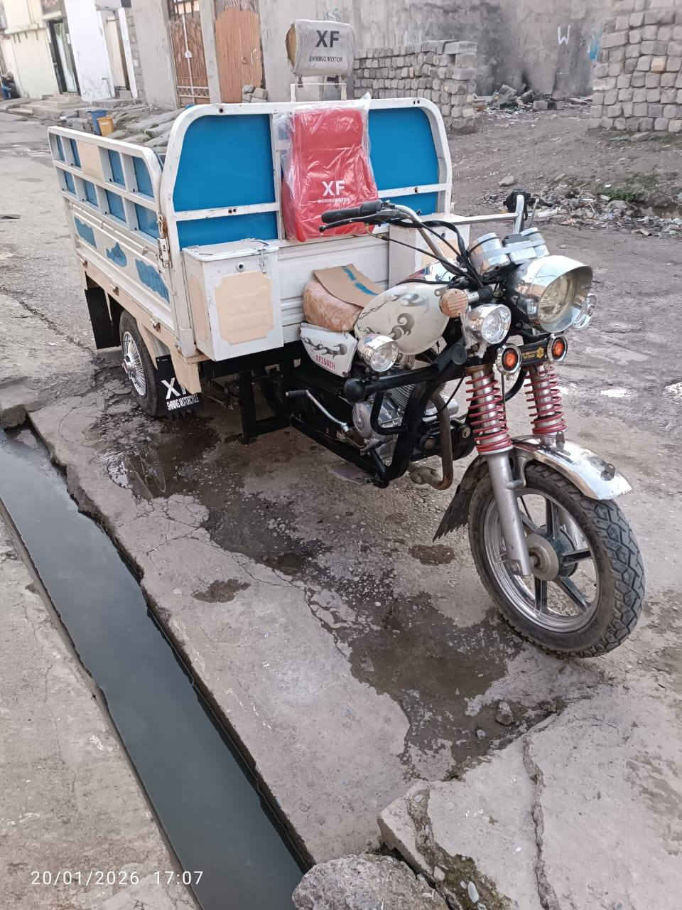 سلام عليكم ستوته لبيع موديل2023منفيس محرك23ويرمنيه كله شغله شاصي شرط كله23سعرمليون450وبيه مجال مكان حي القدس رقم الهاتف ***********بي وتساب لاتكسر بيه
