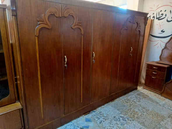 غرفه.خمسة.ابواب.نظيفه.قنصور ارتفاع.مترين.ظهر.جمبر.السعر425.العنوان.حي.تسعين.نهاية.حي.صدام.*********** موصل
