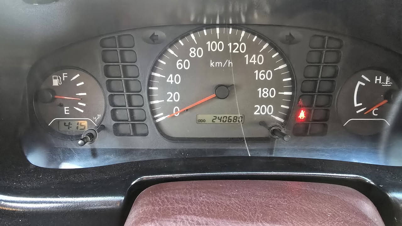 پیکاب نیسانی ساغ مۆدێل2008 کتاب موزایدە بەشەرتی وەکالە پشتو پێشی کەپسە گێر مەکینەو ئەکسل بەشەرت تەقەو ڕەقە بەشەرت سەیارەکە کامل پەمپە بێ مەحجون لەسەر ساغەی تەبریت سادوو گەرم بەشەرت 4تایەو ویلی لۆکی لەژێرەڕەقەم پلێ تو شتەکانی هەمووی بەشەرت سەیارەکە هەیکەلی زۆر جوانە بێ مشکیلەیە کامل مەسروف کراوا شوێن نزی ڕانیە ***********.ڤایبەر.واتسئاپ
