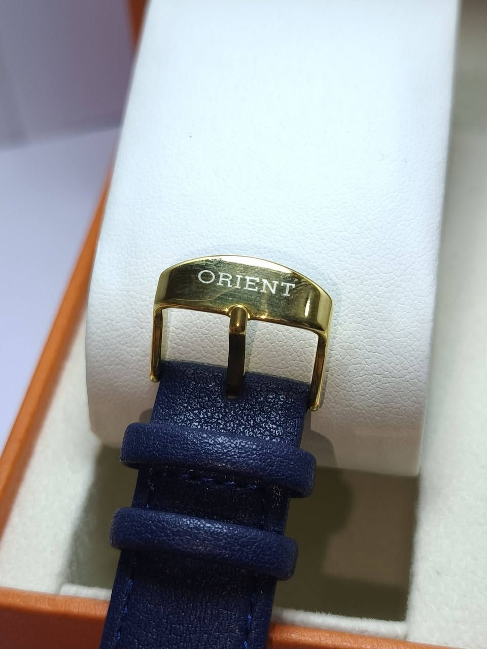 البراند الياباني العريق جداً
#اورينت_ORIENT

من وكالة بغداد حصراً 
مختوم #Made_in_Japan  
مكينة ياباني ضمان الفحص في اي مكان 
زجاج قوي جداً ضد الخدش والكسر 
ارقام لامينوس مظيئة بالظلام 
عقارب لامينوس مظيئة بالظلام 
قفل مختوم
سير جلد أصلي مختوم
نافذة لعرض التأريخ 
نافذة لعرض أيام الاسبوع 
ضد الماء
للاستفسار ومعرفة التفاصيل أكثر:
📩 مراسلة خاص
📲 واتساب: ***********
مباشر
https://wsend.co/9647771141048
