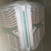 مبردة • بلاستك • ٢١٠