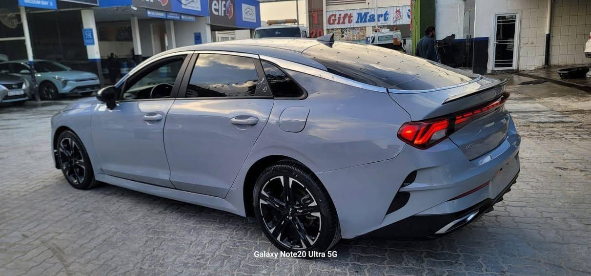 السلام عليكم للبيع ك فايف 24جيتي لاين محرك ١٦٠٠تيربو بصمه تشغيل وابواب وباقي مواصفات مرقمه جاهزه شهداء مثنى  السعر ١٦٠صورالحادث والسونار مع المنشور للاستفسار ***********
