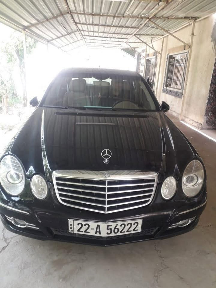 للبيع مرسيدس بنز E 350 ستة سلندر موديل 2007 مكفولة كفالة عامة ما عدا هلال الجاملغ الخلفي صبغ فقط ماشيه185وقابل للزيادة رقم اربيل تريد تحويل تريد وكالة فول مواصفات داخل بيجي تحكم مقاعد خزن ميموري بردة خلفية مقاعد كهرباء تدفئه وتبريد مقاعد ويل كب 18 تو سايز ومعروفة مواصفات المرسيدس ام عيون سعرها 158ورقة وبيها مجال بسيط للاستفسار الاتصال ع الرقم ***********
