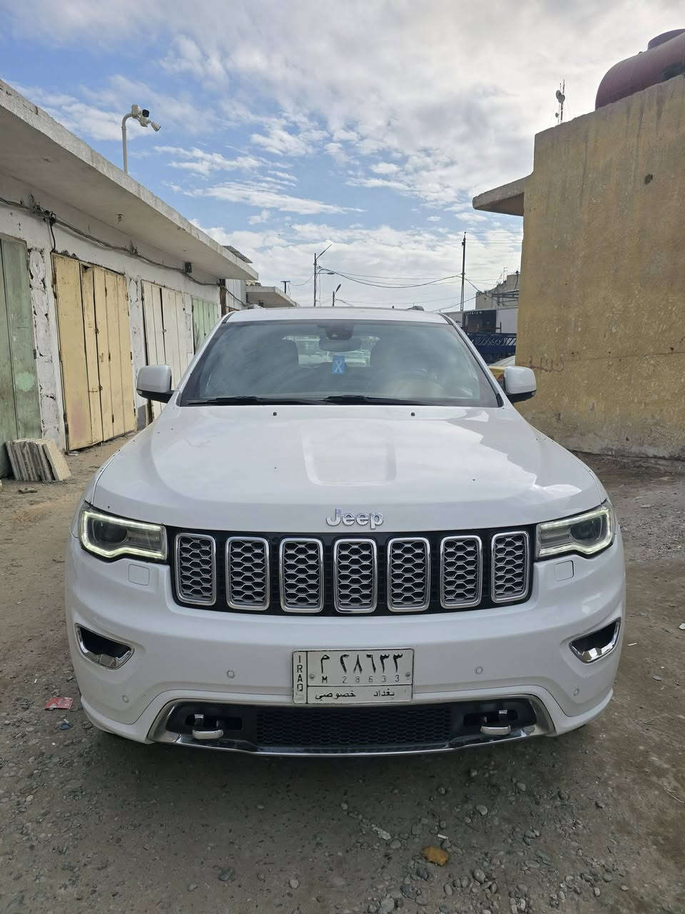 جيب كراند شيروكي خليجي  2021 أوفر فول مواصفات نقط عمياء بنوراما جكات  تحكم مقاعد تدفئه و تبريد جنطه كهرباء محرك بلادي بدون صبغ بدون بارد بدون تبديل فقط طخات ثنين صورهن بالمنشور  السعر ٣٤٥ ورقه مكاني بغداد ***********
