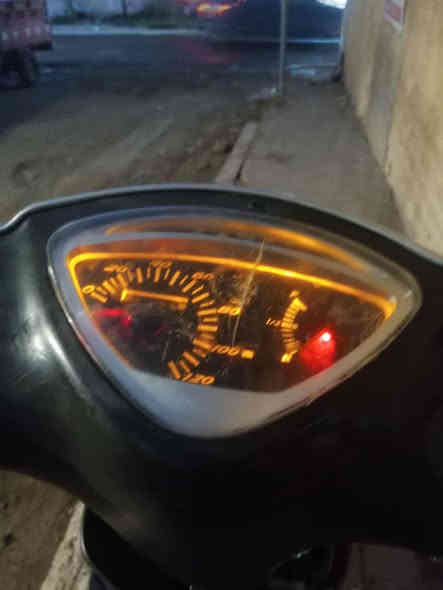 ماكس عدلة 120 اوراق
السعر 450
سلف +هندر +كهربيات +هورن لايت بك لايت اشاير سكن سطاب لايت كلهن شغالات محرك كلجات بلادي 
صالنصة كاتم 
بغداد الشرطه الرابعة ***********بي واتساب
