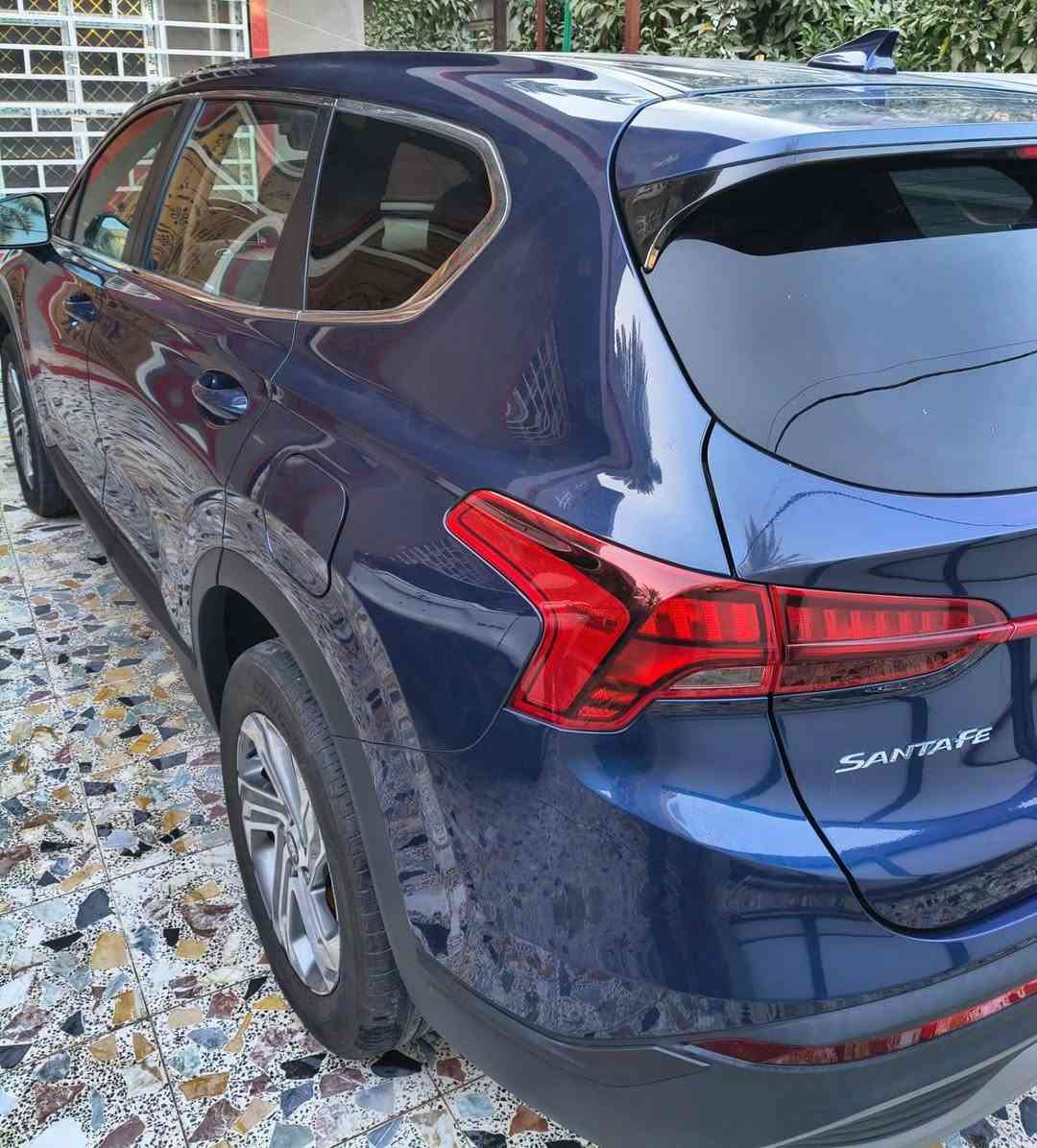 هوندا سنتافي 2023
2023 HYUNDAI SANTAFE SE 4WD
ضرر: جملغ بارد بدون صبغ 
وارد امریکی
مرقمه اربيل
ماشية 15 الف مايل
دفع رباعي
مواصفات
محرك 2.5
ختيارات القيادة  comfort smart sport snow
نظام HTRAC الحديث
نضام اوتو هولد Auto Hold
شاشة تدعم Apple Car play و Android
تلفون شحن لاسلكي
كاميرا
رادار
حساس
ویل کروم
تحكمات ستيرن
تحديد المسار
مساعد قيادة 
تنبيه زاوية عمياء
تحديد سرعه
مرقمة اربيل والسعر 210 وبيها  مجال
***********
