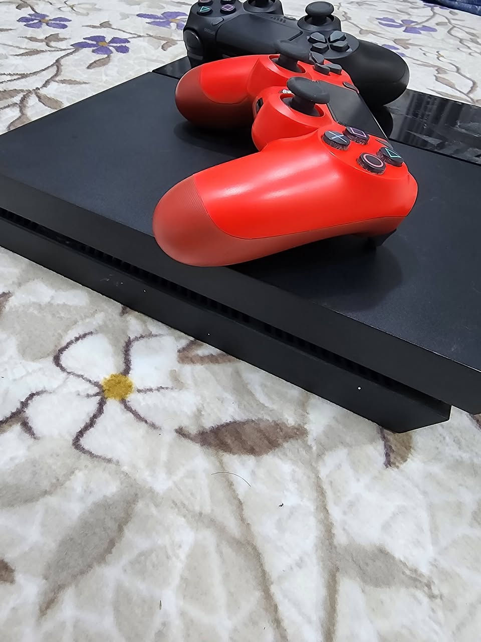 بلي4 فات نضام 13.2 بي 13 لعبه حقن ويا جوستكات 2 بعدهن جديدات مع يو بي اس مصار شهر من ماخذه بعده بلاصق الضمان سعر 225 خاص مفتوح وهذا رقمي ***********
