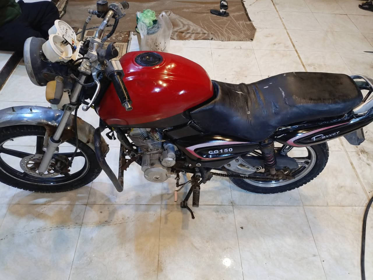 سلام عليكم دراجه للبيع جني وان شغاله مال مستعجل اني مكلف بالنشر رجاء الاستفسار ***********3
