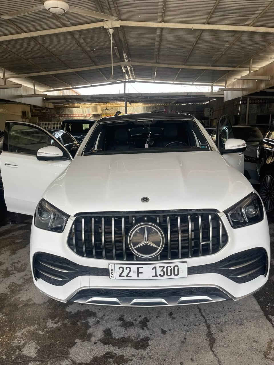 � محلات عبد لتبديل زجاج السيارات الأصلي 🚘
إذا زجاج سيارتك مكسور أو بيه تشققات، إحنا نوفرلك الحل الأمثل وبأفضل جودة 🔥

✔️ زجاج سيارات أصلي لجميع الأنواع

✔️ تركيب احترافي ودقة عالية

✔️ خدمة سريعة وأسعار مناسبة

✔️ ضمان على العمل والجودة

✔️ شد ونقل موقعي داخل بغداد مجاناً 

📍 موقعنا: [بغداد تقاطع الشيخ عبد القادر]

📞 للحجز والاستفسار: [ *********** ]

ثقتكم مصدر فخرنا ❤️

#محلات_عبد #زجاج_السيارات #زجاج_أصلي #تبديل_زجاج #خدمة_سيارا
