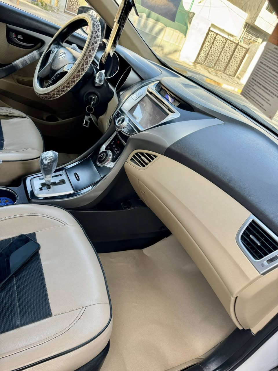 النترا 2013 خليجي Gls 

صبغ قطعتين والباقي مكفول موجود سونار
ماشيه 102 حقيقي  مغلف الارضيه و الكشنات جلد محرك 1800 رقم بغداد بسمي  فول مواصفات 
مكاني بغداد الدوره او شارع فلسطين
السعر 115 🔒 او مراوس حسب القناعه
***********/***********
