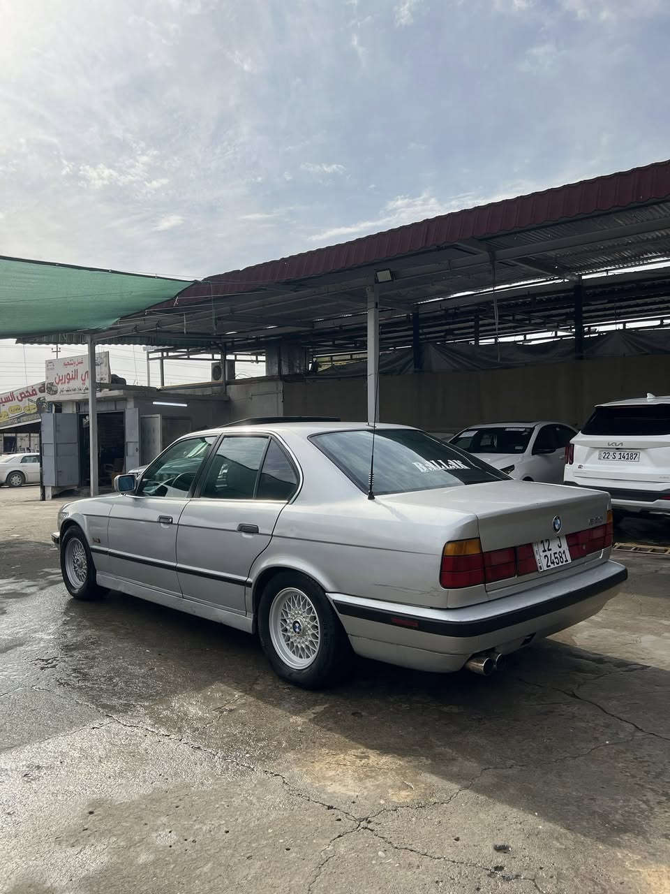 السلام عليكم:بي ام مديل1992:حجم520اصل               صبغ جماليه
محرك كبس كير عادي رقم الماني جديد تحويل مباشر بدون ضرر/تواصل:***********.              السعر55$
