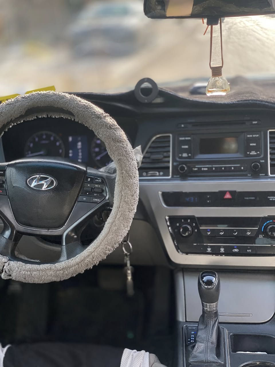 سوناتا مديل 2015 للبيع سعر  26 بيها مجال قليل استفسار اكثر عل رقم ***********
