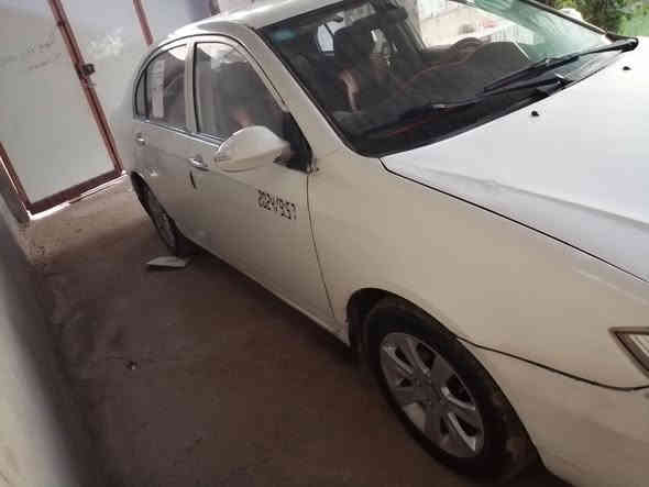 السلام عليكم ليفان موديل 11 بسمي كير ومحرك كورلا محورة 600 اوتو المكان واسط العزيزية لسعر 48 وبيها مجال الشراي يتصل ويدلل ***********
