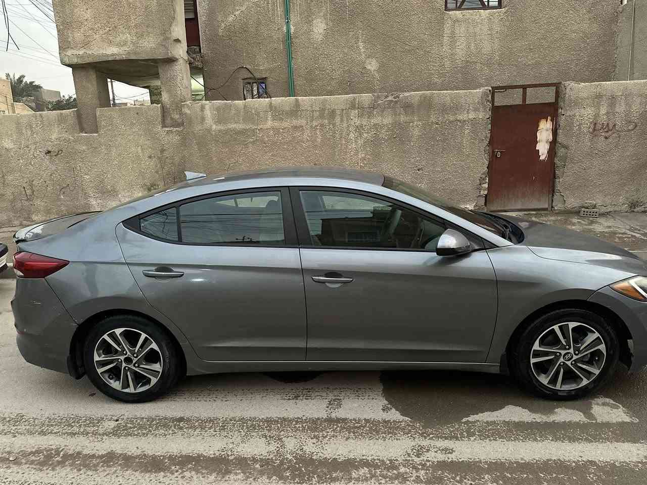 السلام عليكم النترة ٢٠١٧ وارد امريكي حادث صندوق خلفي عنوان دوره شارع ٦٠ سعر ١١٧ بيها مجال رقم الهاتف  ***********
