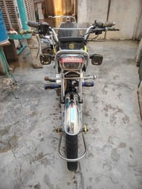 لبيع موديل 24شراي هاذ قمي 07716915482