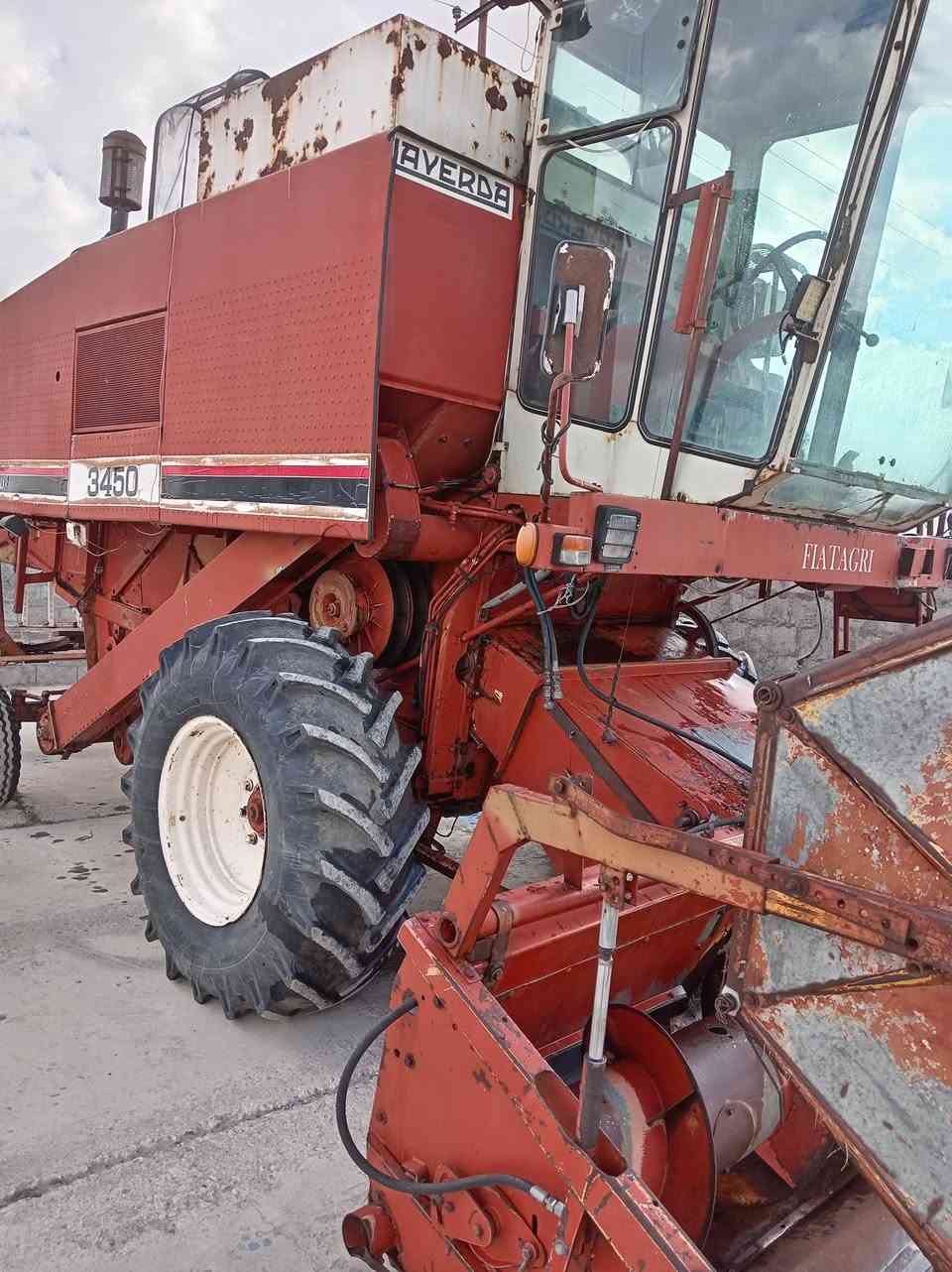 حاصوده لابرده للبيع موديل ٢٠١٠ منفيس عنوان كركوك مفرق شوان *********** ***********
