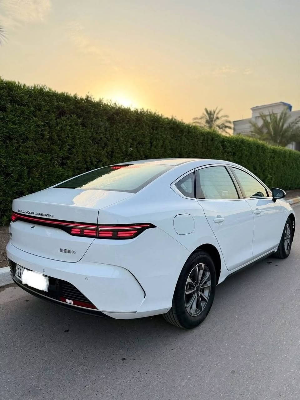 السلام عليكم 
BYD دستروير 2025 للبيع او مراوس فئة اقل 
مكفولة كفالة عامة من كلشي 
السيارة جديدة وجاهزة 
مواصفات شاشة كبيرة قلاب 
اوتو هولد وباقي المواصفات المعروفه
ماشيه HEV 12 

السعر 19,800
المكان بغداد السيدية 
***********
