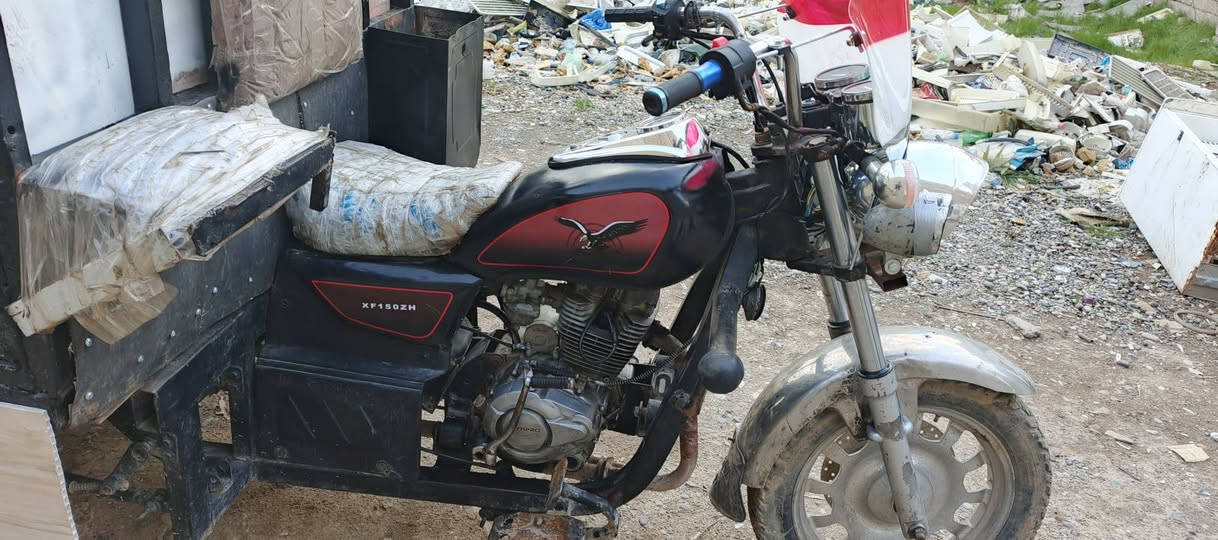 ستوتا للبيع شرط محرك وشاصي وكسن وايرمنيه كلها شغاله  السعر  900وبيها مجال  هذا رقمي ‏‏‪***********‬‏..... ‏‪***********‬‏
