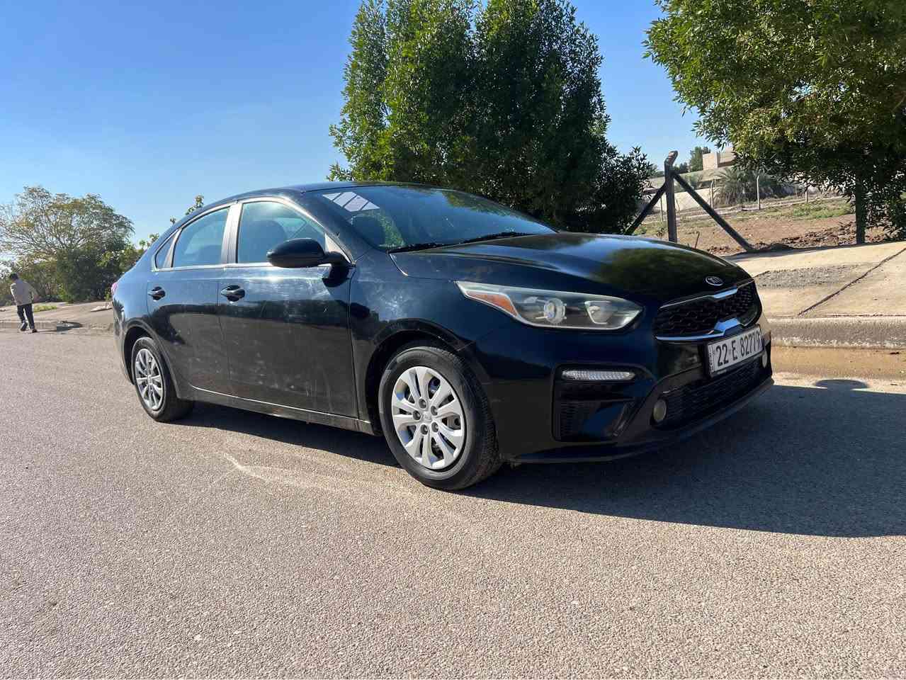 السلام عليكم 
للبيع (كيا فورتي )
موديل 2021 وارد امريكي 
محرك 2000 دوش كير ATبلادي
ع الشركه ممفتوحات
ماشيه 120mil
ظررها بنيد وباب بدون دواخل بدون ايرباك  كلها ليبل واحد 
السياره جاهزه من كل النواحي اي نقص مبيها السعر 125 وبي مجال للاستفسار ع
***********
مكان السياره بغداد السيديه بغداد, العراق
