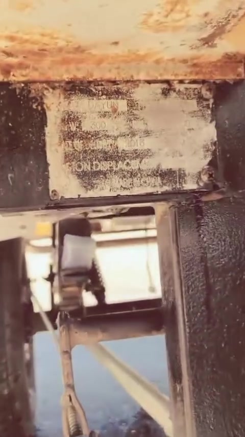 سلام عليكم شباب ستوته لبيع نضيه مديل ١٣تعمير سته وعشرين مكينته نضيفه ترايك وين ماتريد سدره موجود تواير ووياله توني شادهن  ارواق كامله شغاله سلف هندر كامله شغل وطلع سعرهه واحد وتلث ميه 1300


**إذا كنت صاحب هذا الإعلان وتريد حذفه لأي سبب، رجاءا أرسل رسالة إلى الدعم الفني**