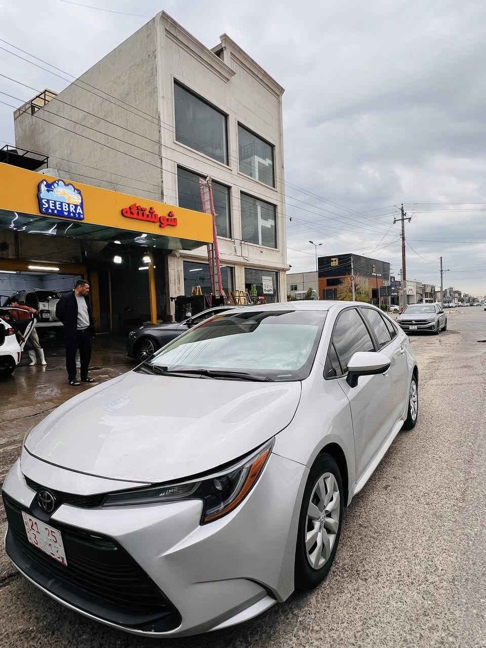 كورلا موديل 24  ماشيه 26 الف سياره ماشاء الله زيرو نضافه فول حادثها موضح كلش حلو نص البابين صبغ ومكانين بارد محرك 20 مكاني سياره اربيل. سعر 140.  وترهم مقدمه 80 وبشهر 4  حسب الاتفاق 
***********
