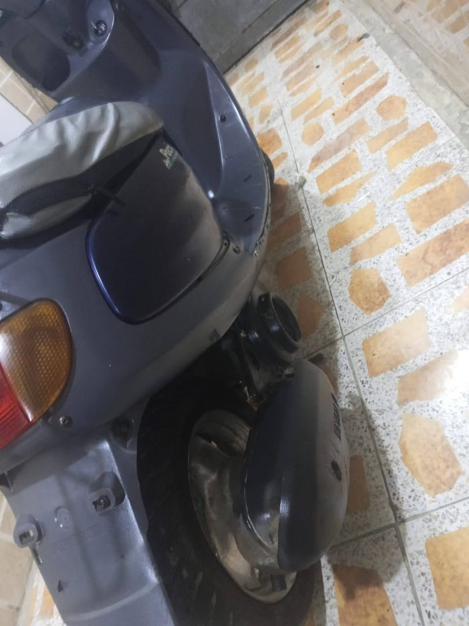 سلام عليكم دراجة منغولي جاهزة مجهزة البيع او مراوس بدراجة بطة 250
***********
