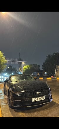 حادثها خلفي بدون كص وراس الشاصي شويه مسحوب يعني مو قوي لا كص ولا لحيم ...