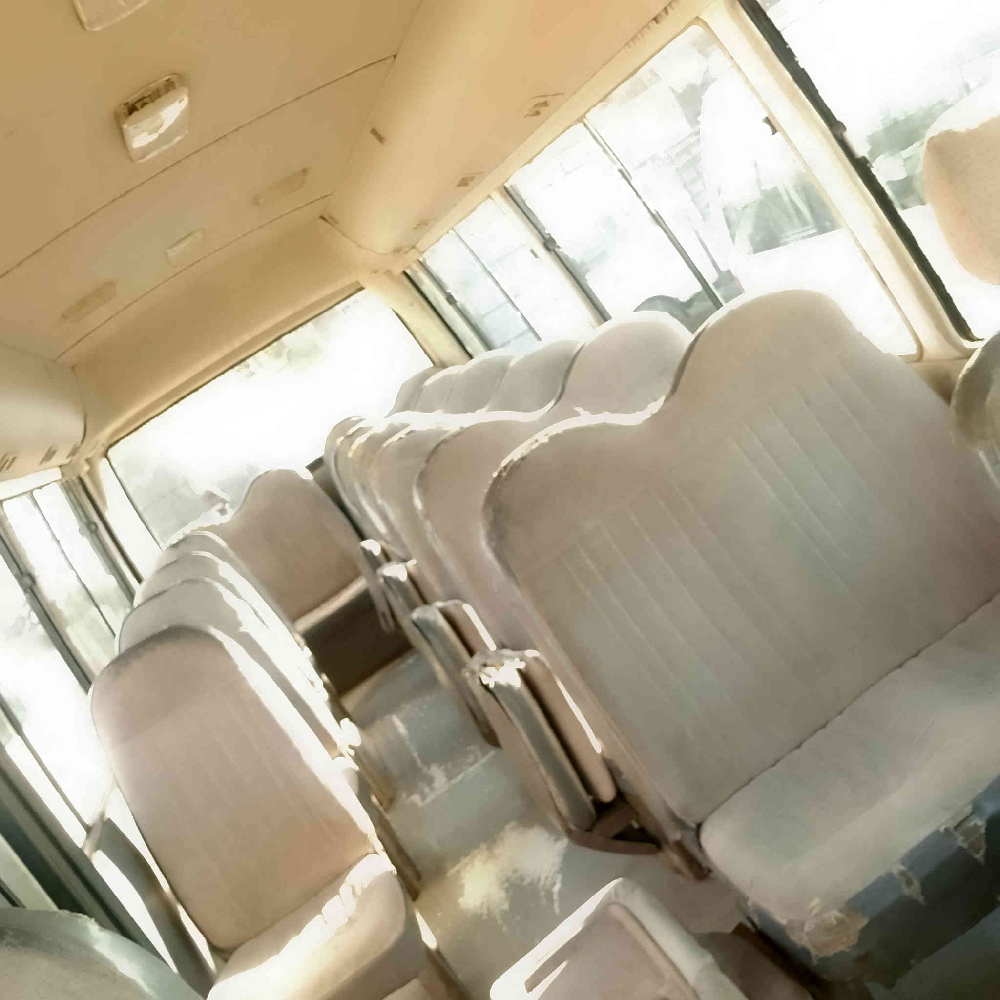 سلام عليكم كوستر روزه موديل 2005  محرك بانزين كير مكفول حداديه السعر 140 العنوان بغداد. الرشيد رقم الهاتف ***********
